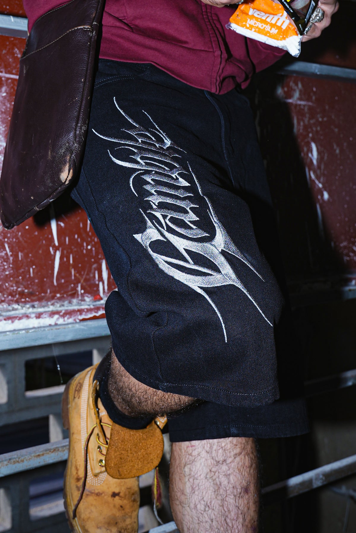 Blackout Jorts