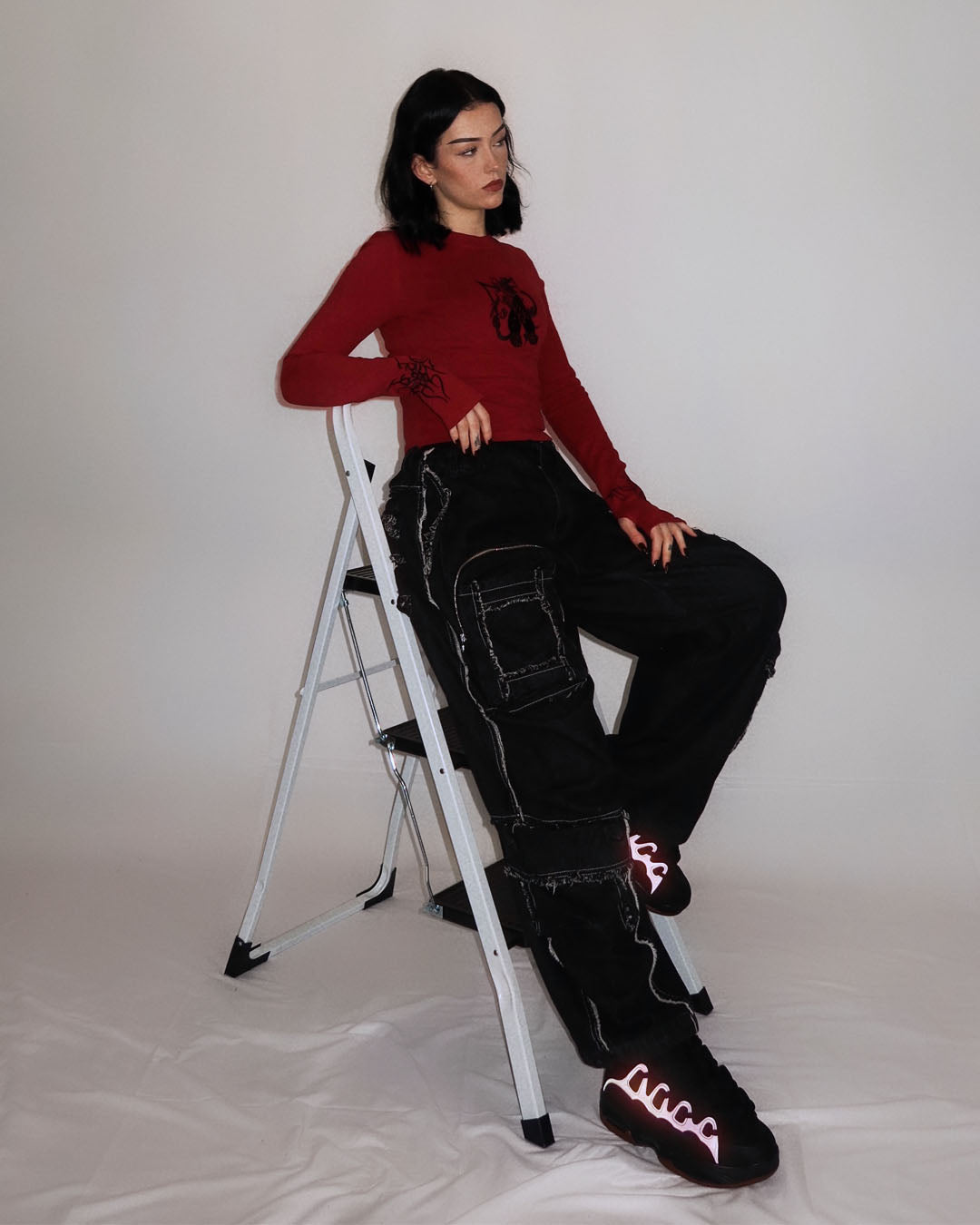 Chaos Longsleeve Baby Tee Red / Black